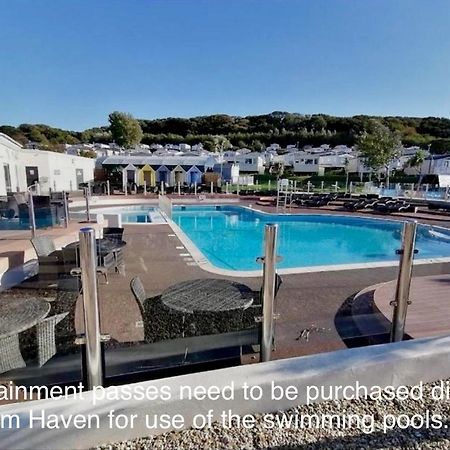The Fleet Retreat Hotel Wyke Regis ภายนอก รูปภาพ